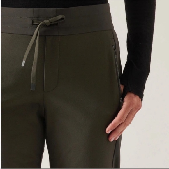 Athleta Headlands Hybrid Trek Jogger Dark Olive Green Pants Size 8 - Picture 3 of 13